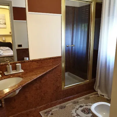 Bed and Breakfast Maison Cherie Μπέργκαμο