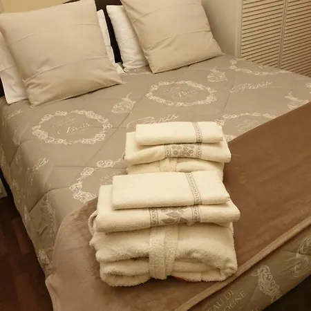 Maison Cherie Bed and Breakfast
